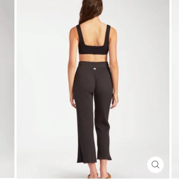 Billabong Black Cropped Pants - Picture 3 of 8